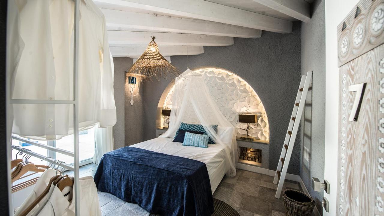 Capoblu Hotel Pula Exterior photo